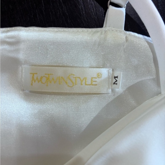 Two Twin Style Satin Bow Crop Top Size Medium Pearl Buttons - Picture 5 of 9